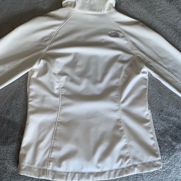 The North Face Jacket - Picture 6 of 6